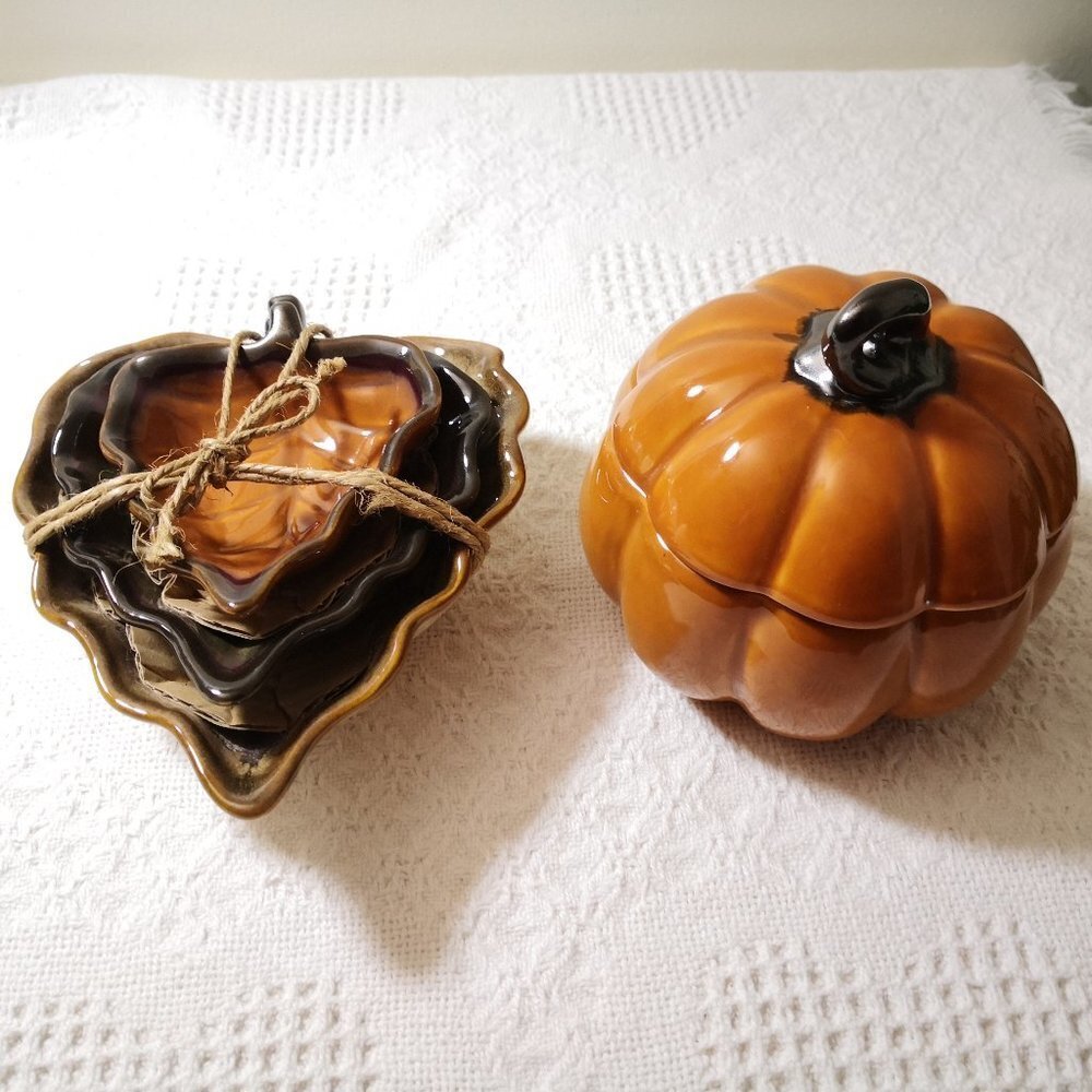 Cindy Crawford Pumpkin Jar and Leaf Shaped Stackable Nesting Trinket Dishes‎